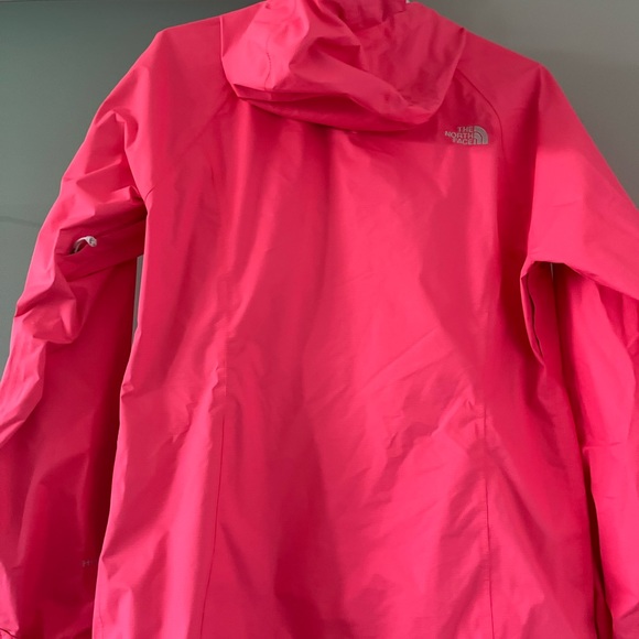 Excellent condition North Face Bright Pink Windbreaker - Picture 4 of 8